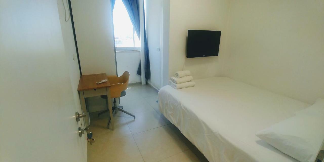 Dizengoff Penthouse Boutique Hostel تل أبيب الغرفة الصورة