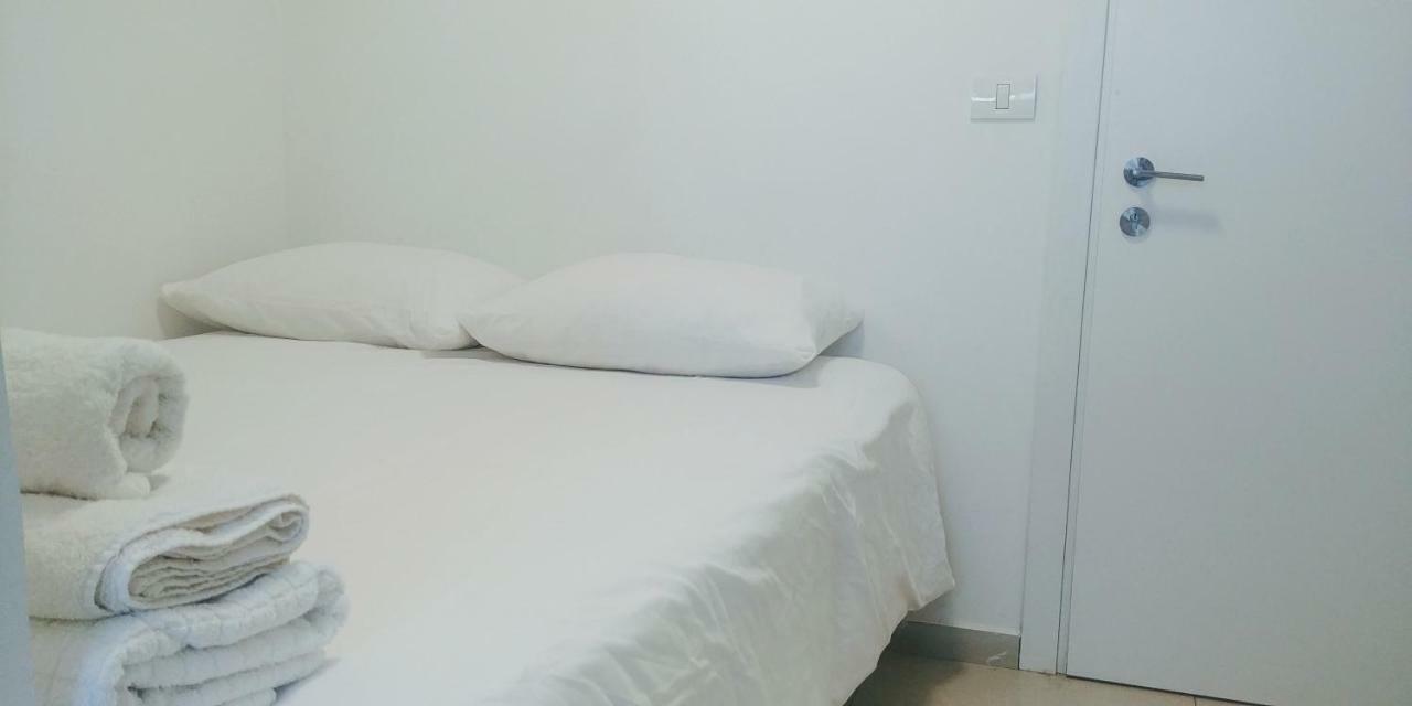 Dizengoff Penthouse Boutique Hostel تل أبيب الغرفة الصورة